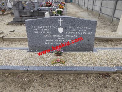 KOWLIK Jan (ou Kowalik)
Soldat 1ère Classe (PFC)
Né 01-06-1925 Gawrylczyce (Biélorussie)
Décès 16-12-1950
Décès accidentel avec Pyc Kazimierz
25 ans
Copyright Frania 
Copyright photo Anusia
