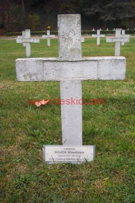 WOJCIK Wladyslaw 
46 ans
Né 07.06.1897 Tomice (PL)
Décès 12.12.1944 Briançon (05)
Forces Françaises Intérieures
99ème Régiment Infanterie Alpine
Caporal-Chef 
Provenance Briançon (05)
Inhumation 15.07.1958 - PV 2740
Restitution 13.11.1959 pour ?
Carré A - Rang 17 - Tombe 9
MORT POUR LA FRANCE
Copyright Frania
